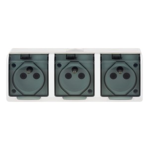 EPN 0323-01 HERMES gniazdo natynkowe potrójne z uziemieniem 3x2P+Z IP 44, kolor biały - dymny