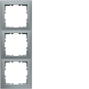 HAGER 10139939 Ramka 3-krotna; aluminium, mat