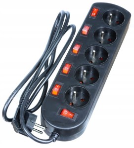 ELGOTECH EPS-501,5W6-2 Przedłużacz 5X Z/U 6 włącz czarny 1,5m