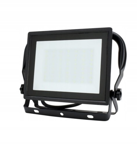 BEMKO-C64-R-LFK2-050BL-6K-NASWIETLACZ-LED-KASTEL-2-50W-6500K-4320LM-IP65.jpg